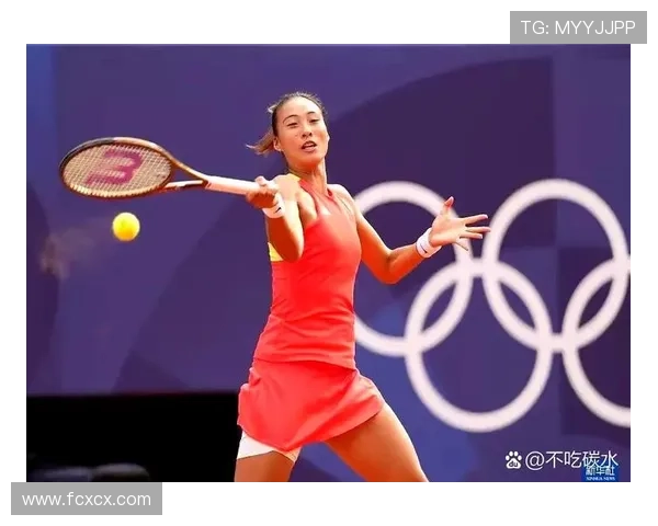 红土赛季开门红 郑钦文逆转晋级